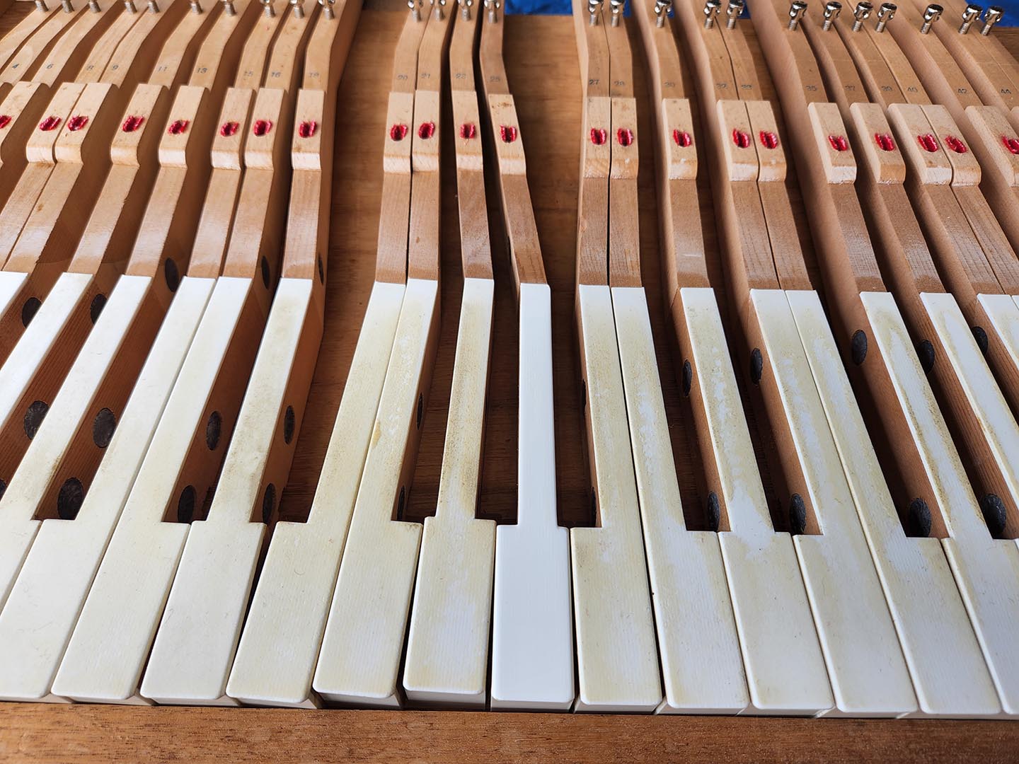 cleaning-ivory-piano-keys-prestige-piano-services